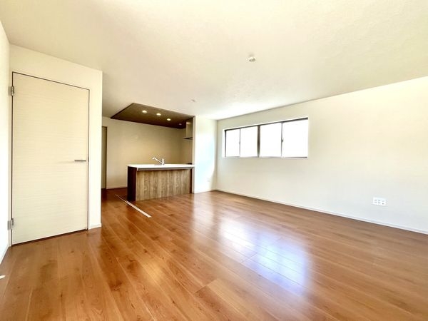 宝塚市福井町　新築一戸建て　１号棟