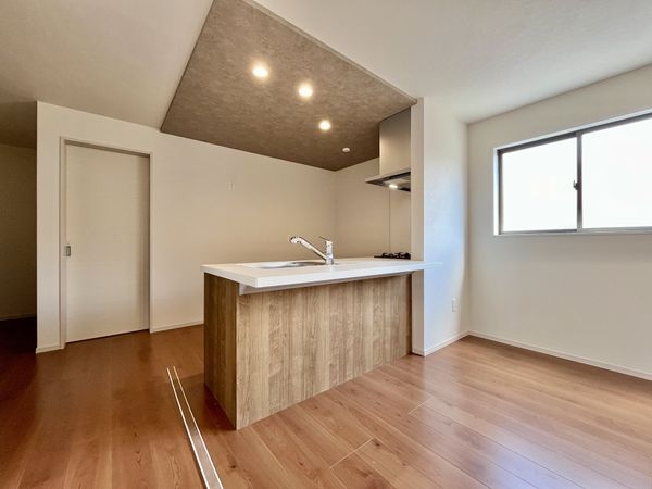 宝塚市福井町　新築一戸建て　１号棟