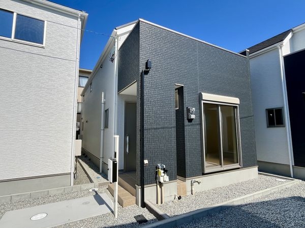 宝塚市福井町　新築一戸建て　２号棟