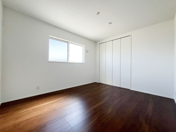 尼崎市額田町　新築一戸建て　全１区画