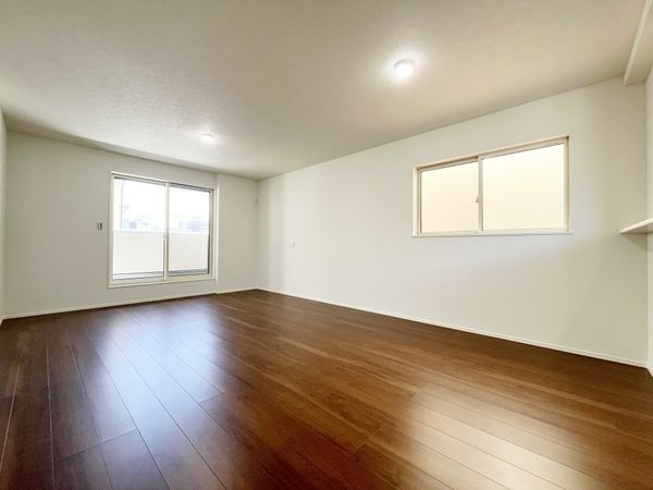 尼崎市額田町　新築一戸建て　全１区画