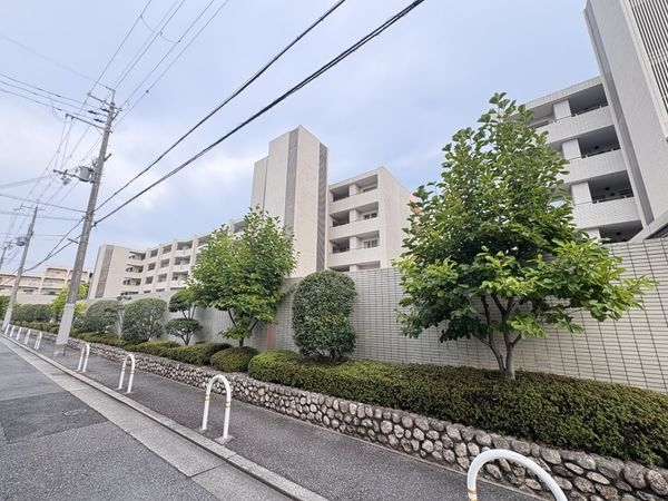 ファミール芦屋東東棟　中古マンション