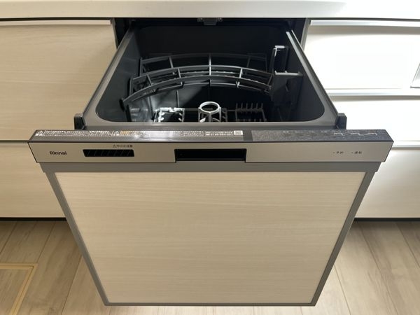 西宮市浜町　新築一戸建て　１号棟