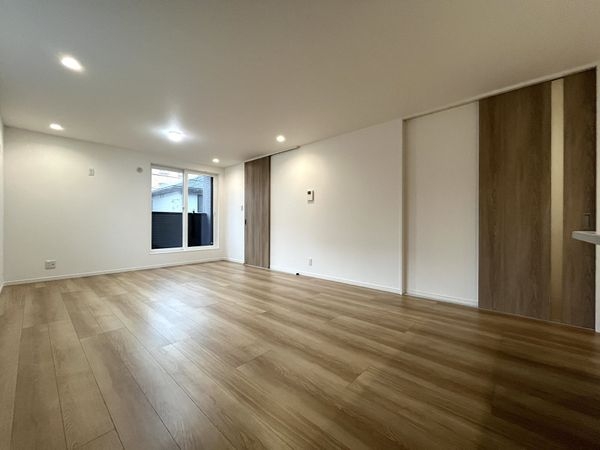 尼崎市大西町３丁目　新築一戸建て　全１区画
