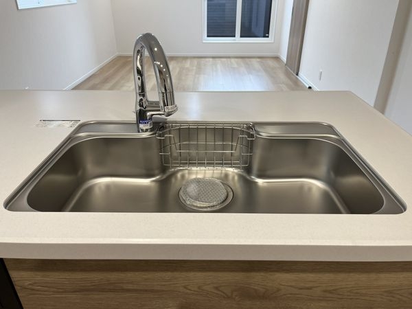 尼崎市大西町３丁目　新築一戸建て　全１区画