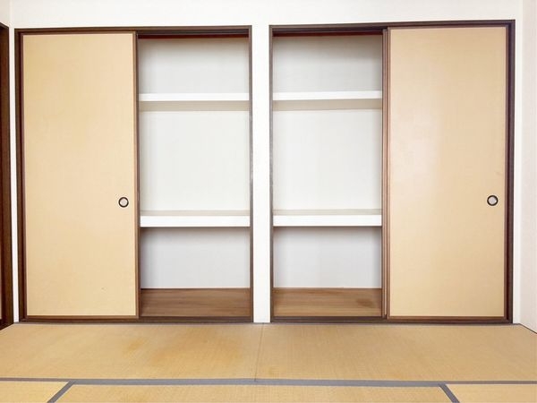 宝塚市野上4丁目の中古一戸建て(収納)