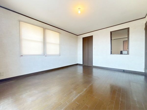 宝塚市野上4丁目の中古一戸建て(寝室)