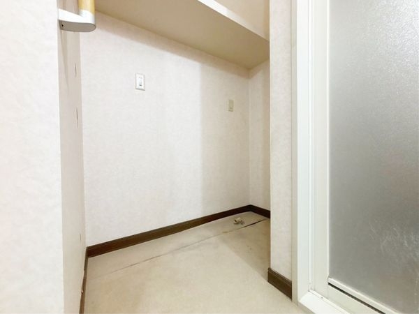 宝塚市野上4丁目の中古一戸建て(洗面台・洗面所)
