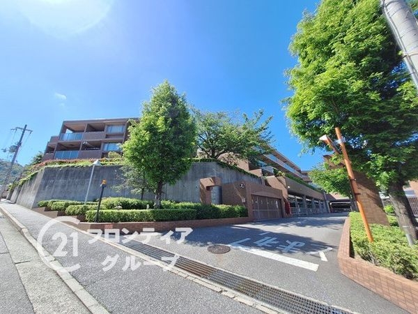 イトーピア逆瀬川　中古マンション