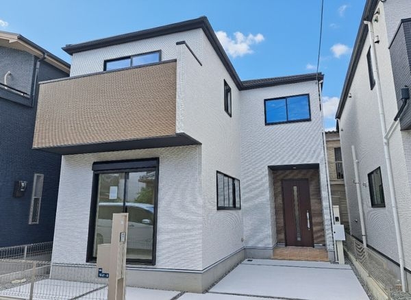 宝塚市末成町　新築一戸建て　２期　１号棟