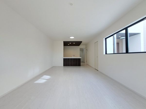 宝塚市末成町　新築一戸建て　２期　１号棟
