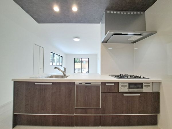 宝塚市末成町　新築一戸建て　２期　１号棟