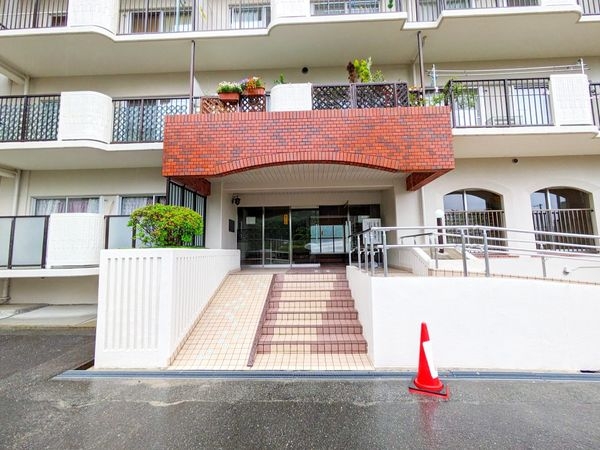 サンハイツ宝塚五月台A棟　中古マンション