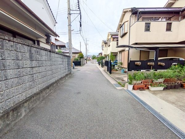 宝塚市小林１丁目　中古一戸建て