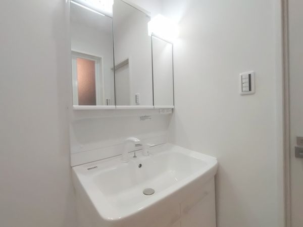 鳴尾小松住宅A棟　中古マンション