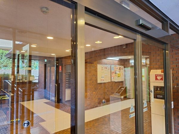 ローズハイツ宝塚　マンション