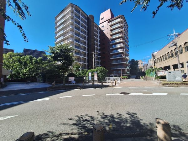 ローズハイツ宝塚　マンション