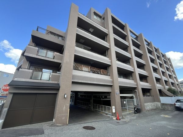 宝塚南雲雀丘ガーデンハウス　中古マンション