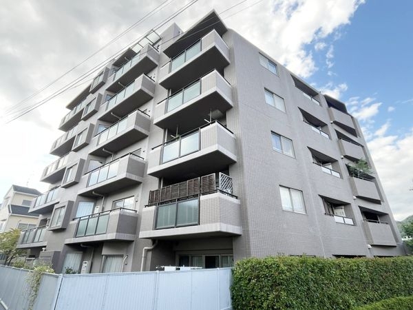 宝塚南雲雀丘ガーデンハウス　中古マンション