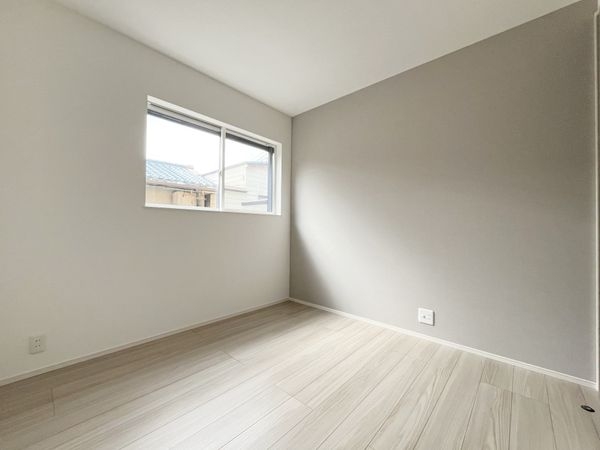 尼崎市西立花町４丁目　新築一戸建て　全１区画