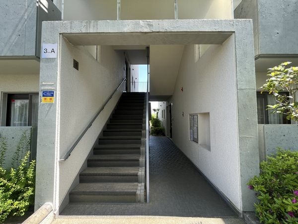 日商岩井芦屋ガーデンヒルズＣ棟　中古マンション