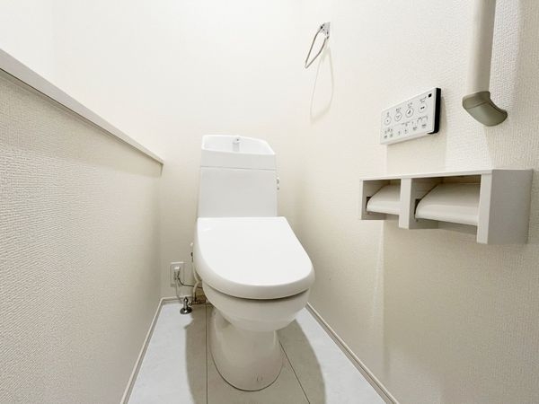宝塚市末成町　新築一戸建て　１期　２号棟