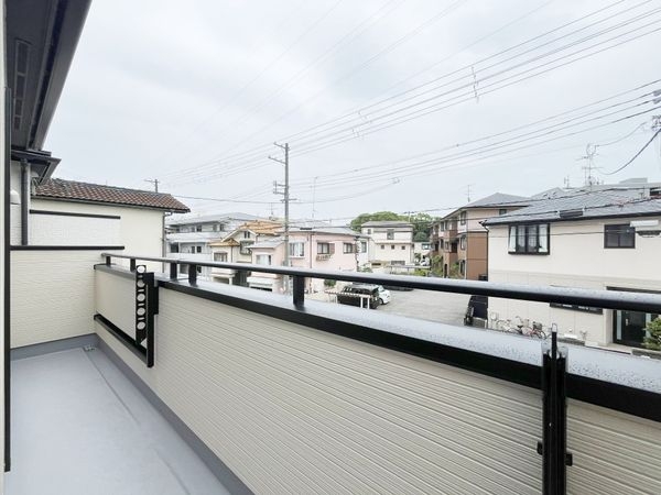 宝塚市末成町　新築一戸建て　１期　２号棟