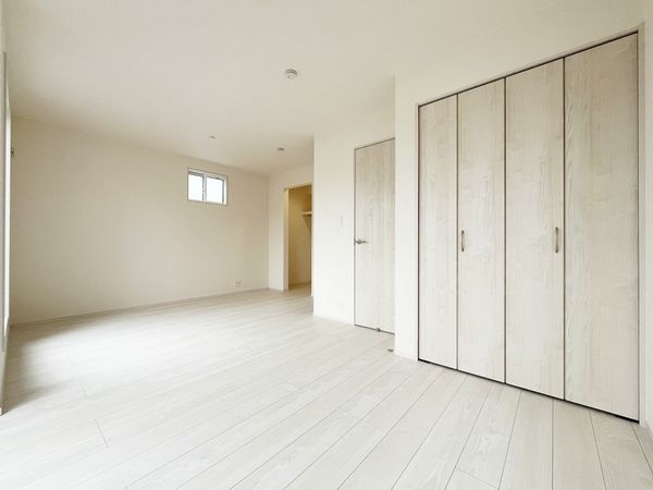 宝塚市末成町　新築一戸建て　１期　２号棟