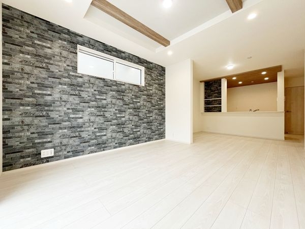 宝塚市末成町　新築一戸建て　１期　２号棟