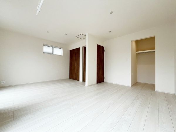 宝塚市末成町　新築一戸建て　１期　１号棟