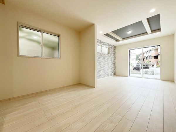 宝塚市末成町　新築一戸建て　１期　１号棟