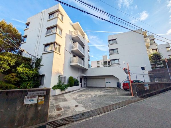 メゾン越木岩A棟　中古マンション