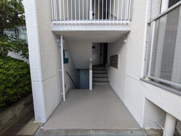 メゾン越木岩A棟　中古マンション