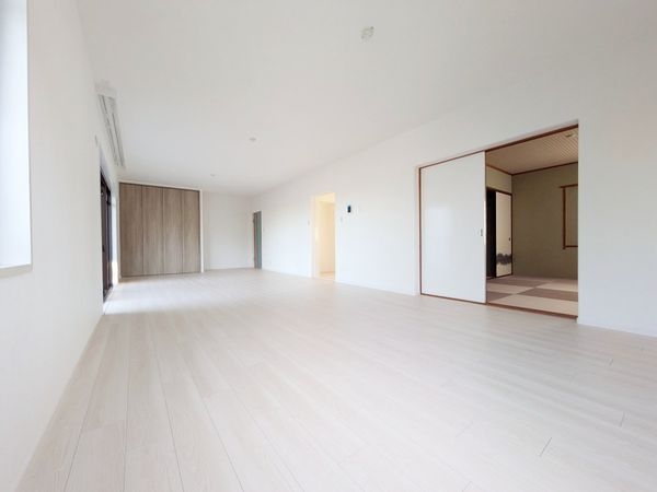 メゾン越木岩A棟　中古マンション