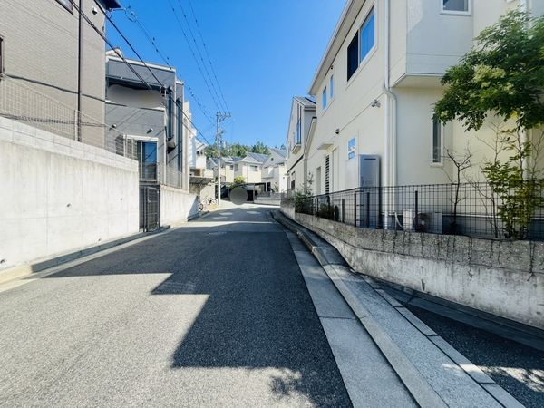 西宮市上ケ原山田町の中古一戸建て
