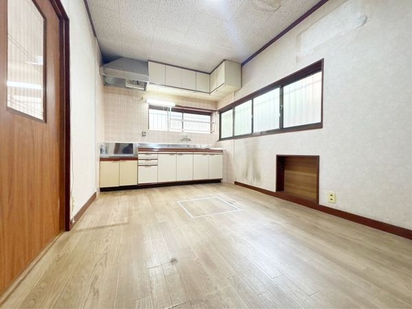 西宮市美作町の中古一戸建て