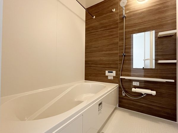 宝塚市山本西１丁目　新築一戸建て　１期　２号棟