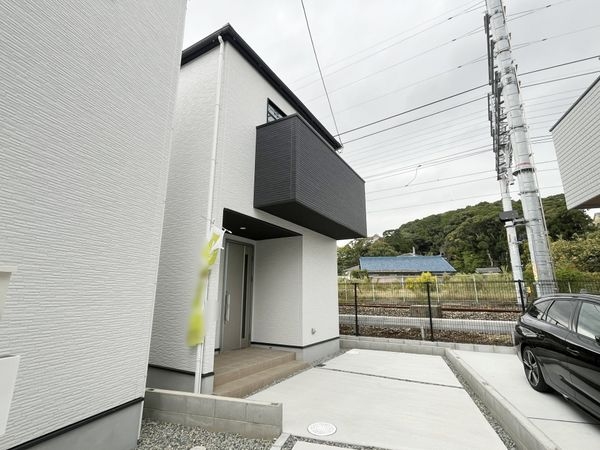 宝塚市山本西１丁目　新築一戸建て　１期　４号棟