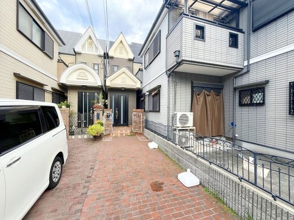 尼崎市稲葉荘４丁目の中古一戸建て