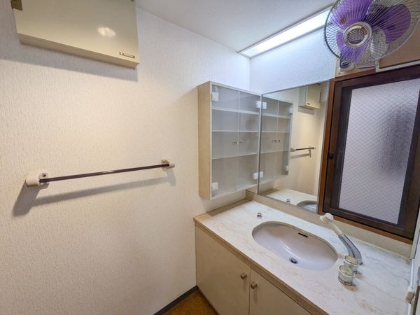 コート芦屋朝日ヶ丘１号棟　中古マンション