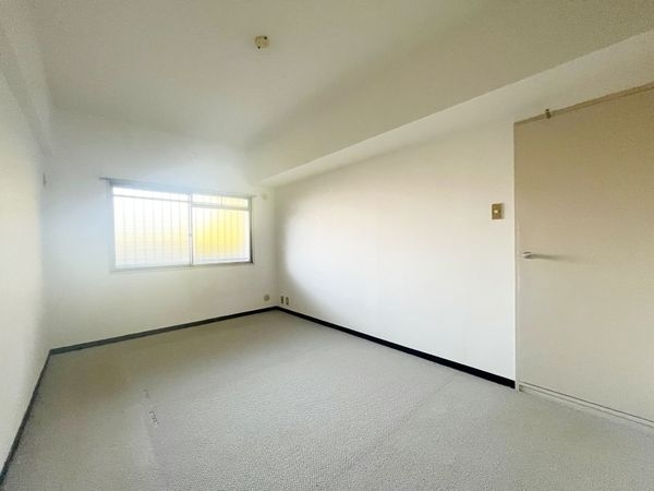 愛宕山ビューハイツ 中古マンション(寝室)