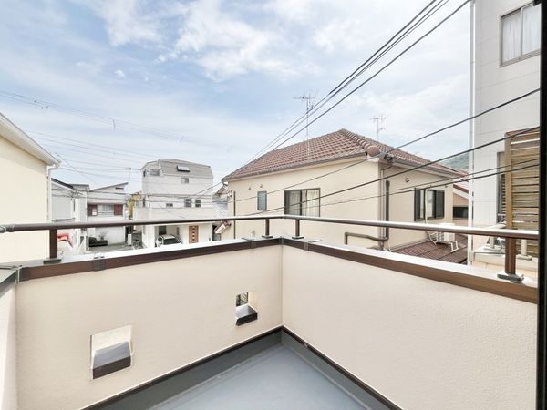 宝塚市宝梅３丁目の中古一戸建て