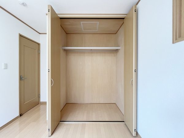 宝塚市宝梅３丁目の中古一戸建て