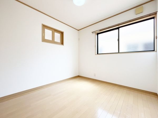 宝塚市宝梅３丁目の中古一戸建て