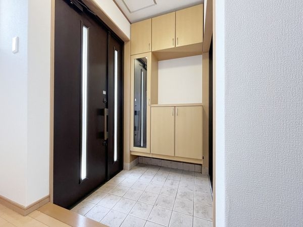 宝塚市宝梅３丁目の中古一戸建て