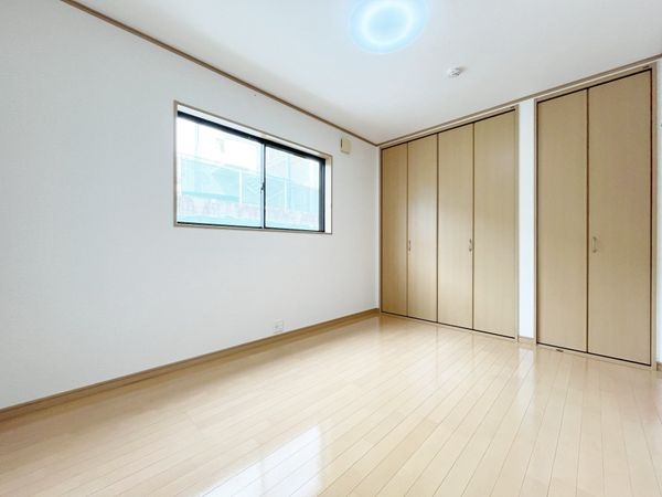 宝塚市宝梅３丁目の中古一戸建て