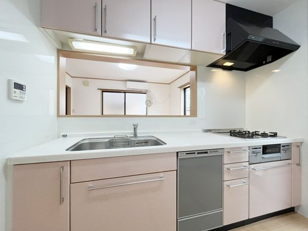 宝塚市宝梅３丁目の中古一戸建て