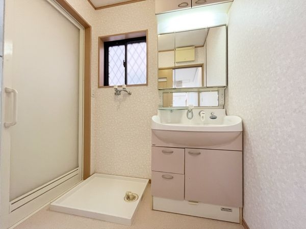 宝塚市宝梅３丁目の中古一戸建て