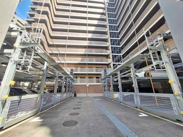 ザ・パークハウス宝塚 中古マンション(駐車場)