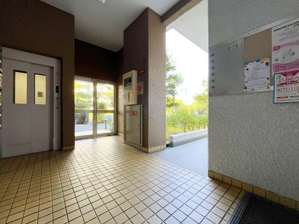 芦屋緑２住宅５号棟　中古マンション